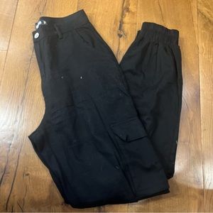 Missguided- Black Cargo Pants